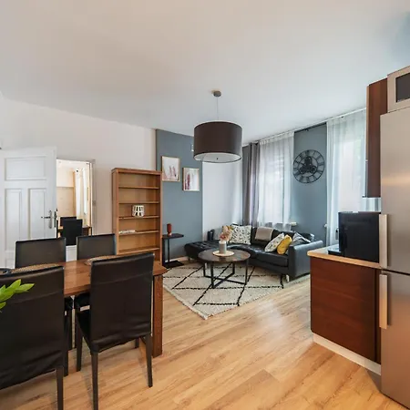 Rentplanet - Bukowska Apartment *